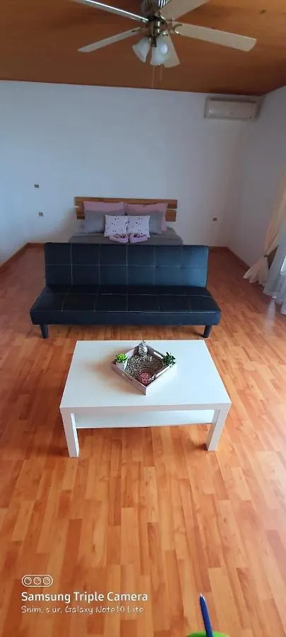 Apartment Summer Nest Lovrecica  Croatia